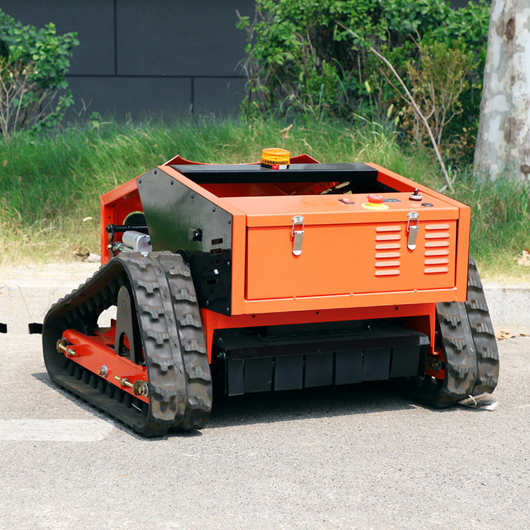 Лучшая самоходная газонокосилка