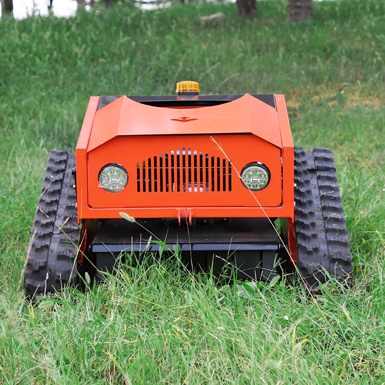 Лучшая самоходная газонокосилка